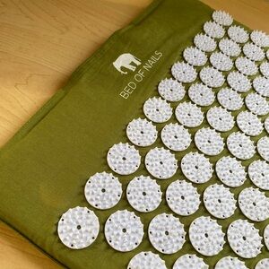 BED OF NAILS ACUPUNCTURE MAT